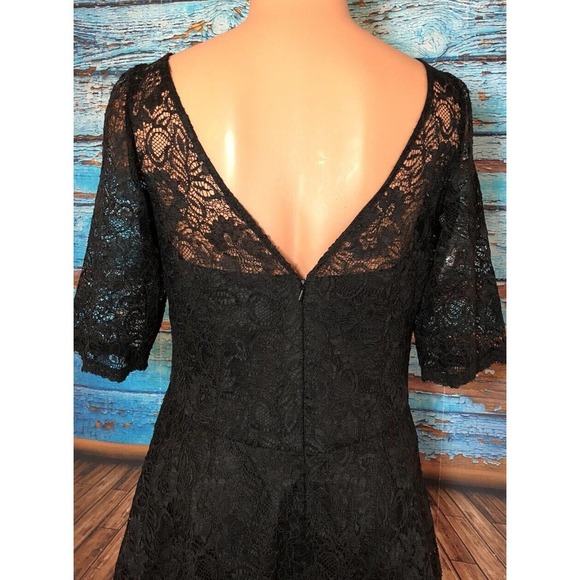 David’s Bridal Black Lace Mini Dress Size 10 Wedding Formal V-Back Sweetheart L1 - Picture 2 of 6